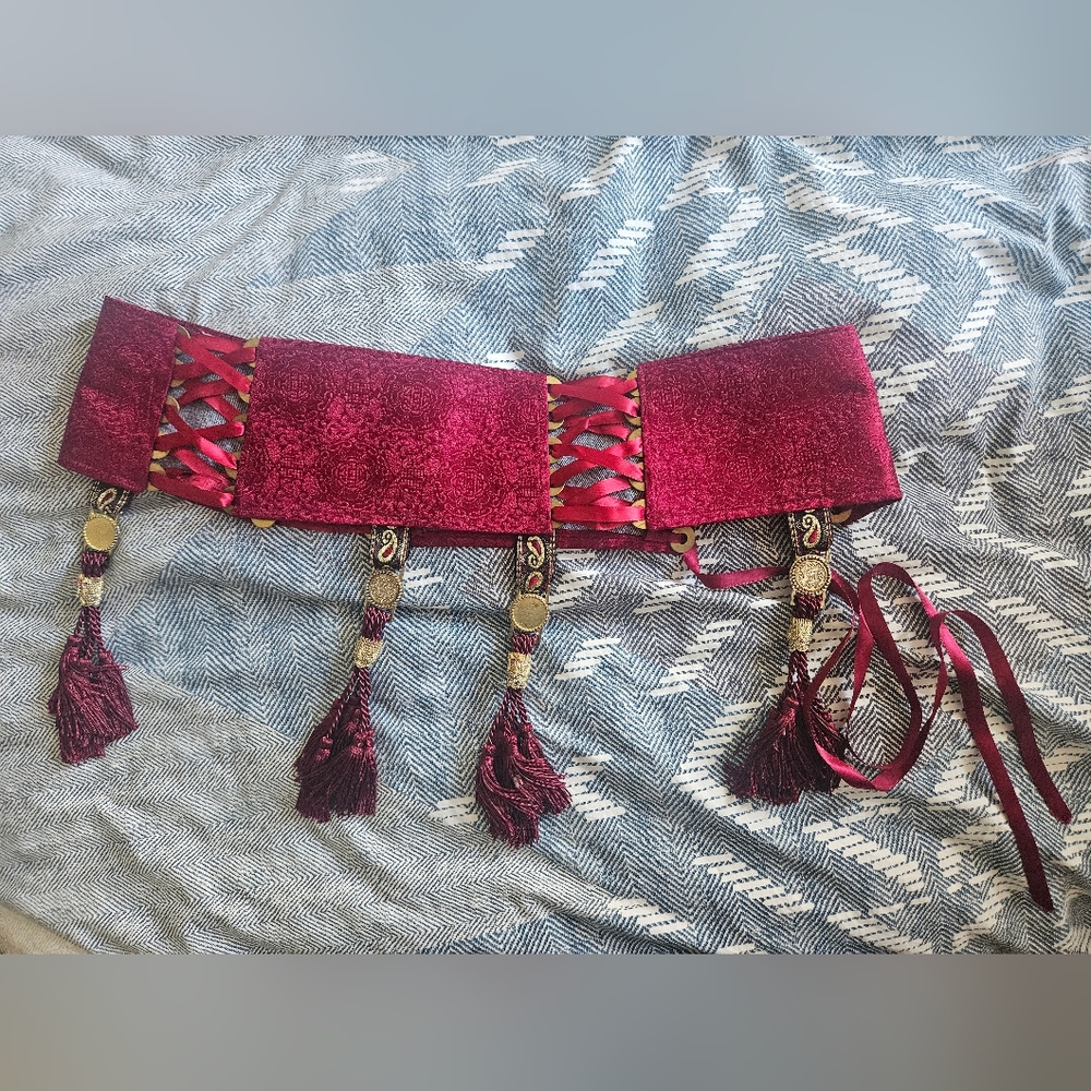Kamarbandh or Saree Belt - Metal And Silk, High Quality. Medium Fit.